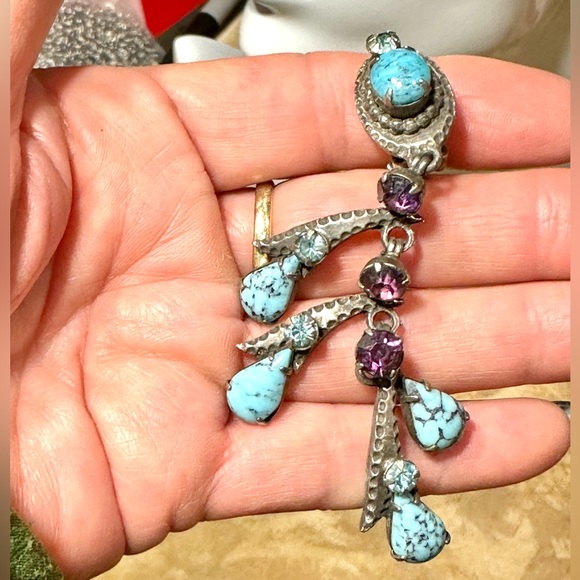Vintage clip on rhinestone dangle earrings turquoise and purple rhinestones - Picture 7 of 9